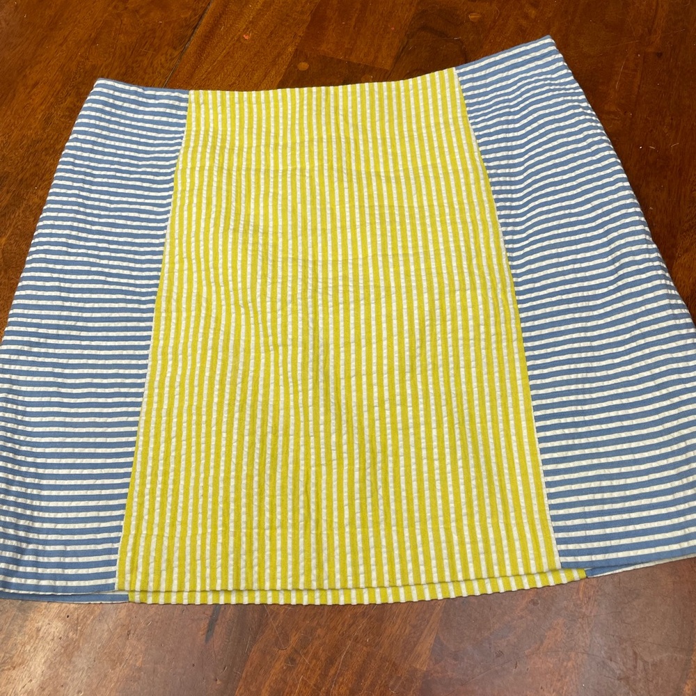 vinyard vines skirt size 4